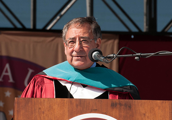 Leon Panetta at lecturn