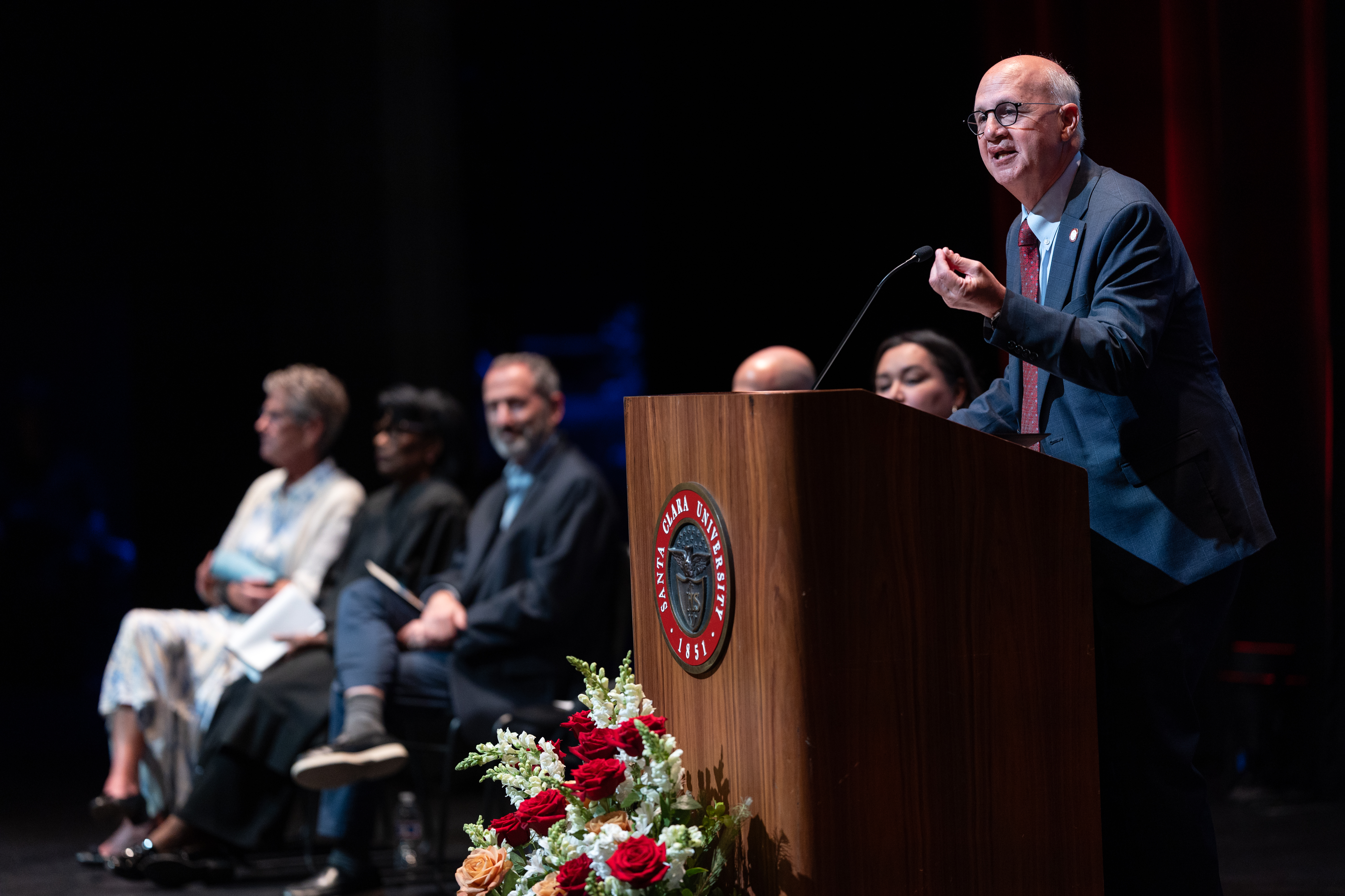 Dean Kaufman welcoming new students