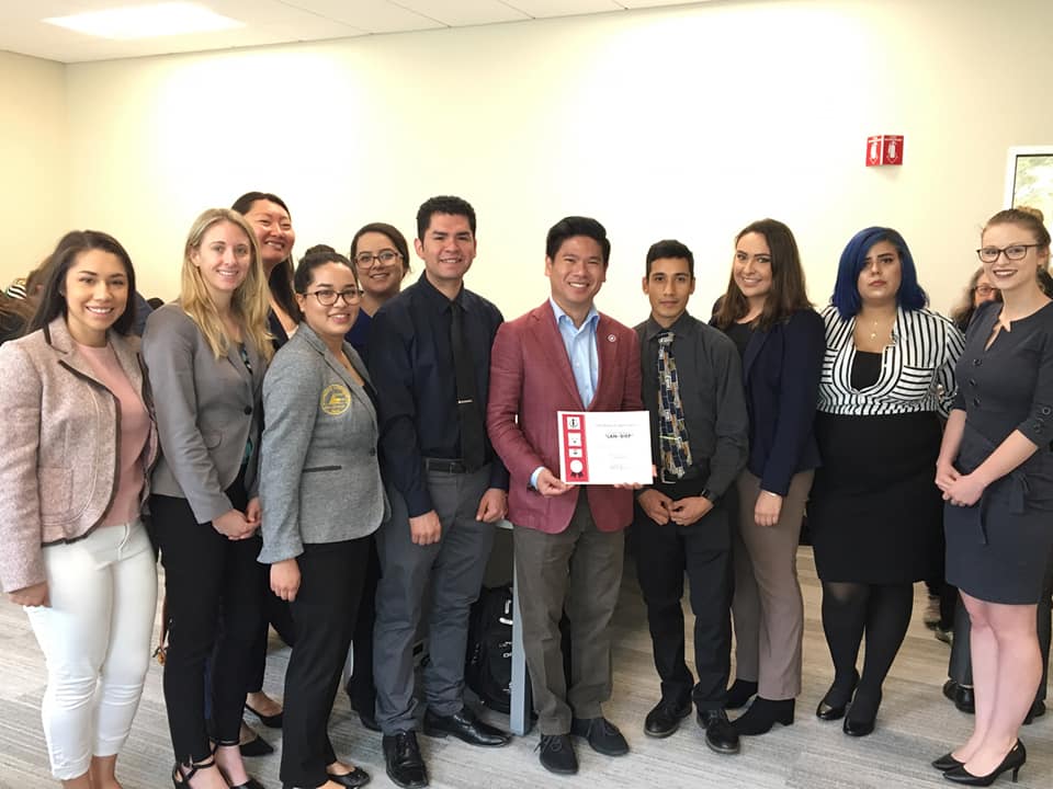 San Jose City Council member Lan Diep (center) with Santa Clara Law student volunteers during a successful day of assisting men and women to clear their records.
